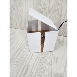 White‎ Contemporary Box Lamp by Universo Positivo